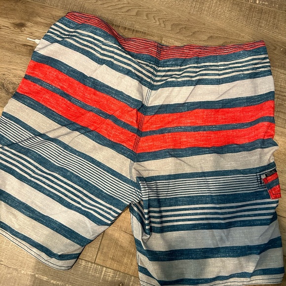 Men’s EZEKIEL board shorts - Picture 5 of 6